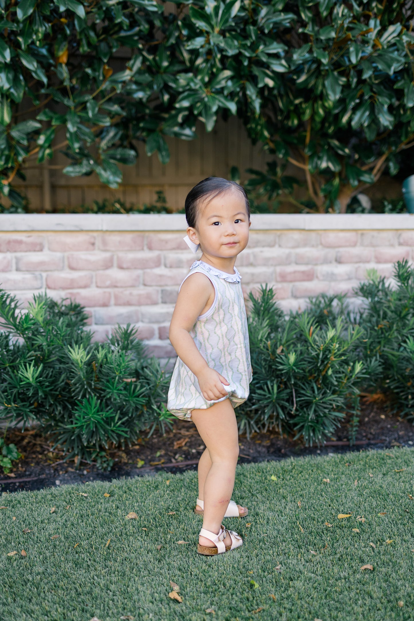 Girl Bubble - Rosemary